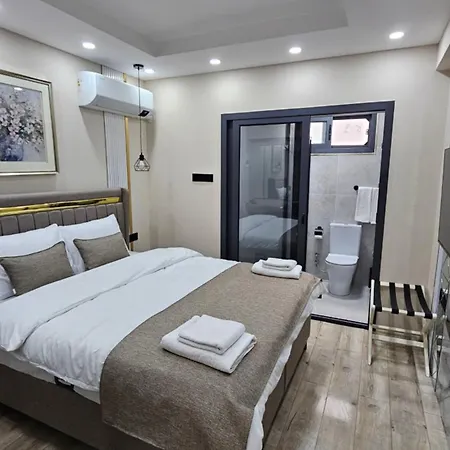 B&B Dereboyu Premium Nicosia