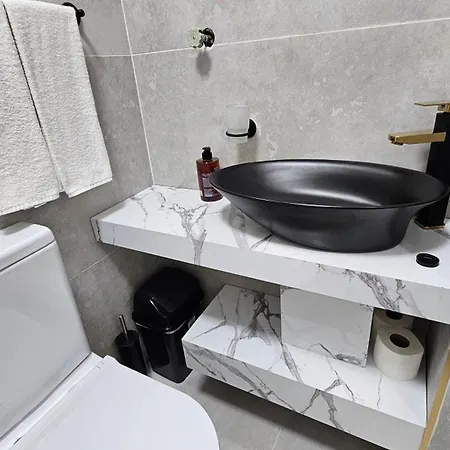 Dereboyu Premium B&B Nicosia