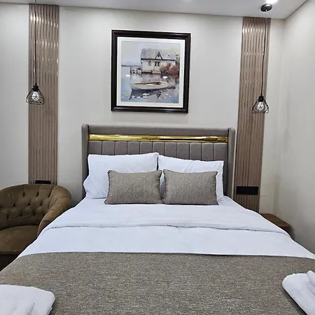 B&B Dereboyu Premium Nicosia
